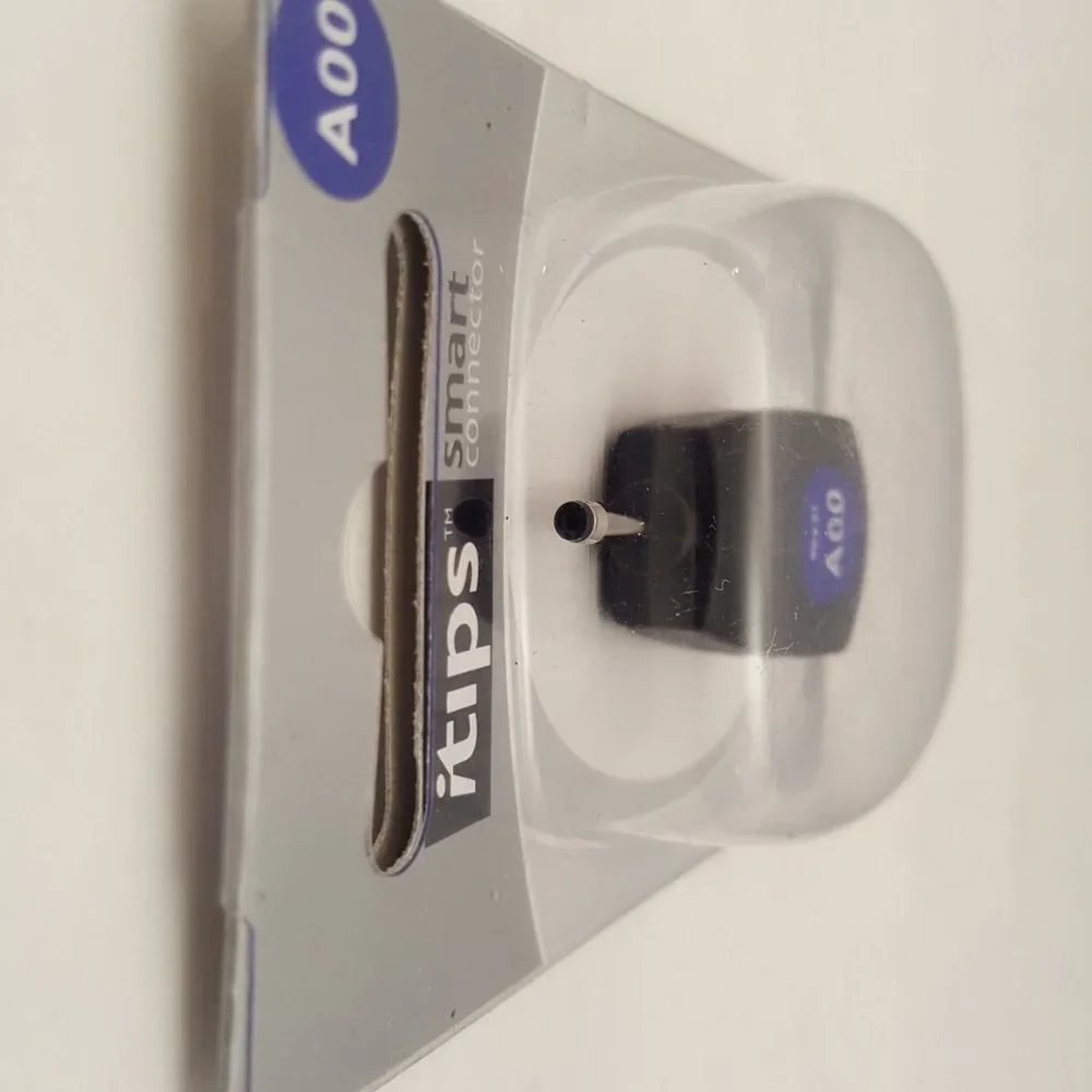 Radio Shack / itips Smart Connector | A00 REV 01 | 5.1V 1.1A Output
